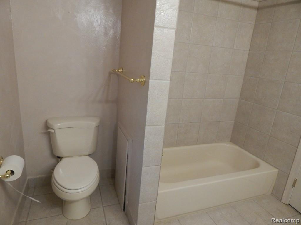 617 Birch Tree Court Rochester Hills, MI 48306 - Photo 46 of 82