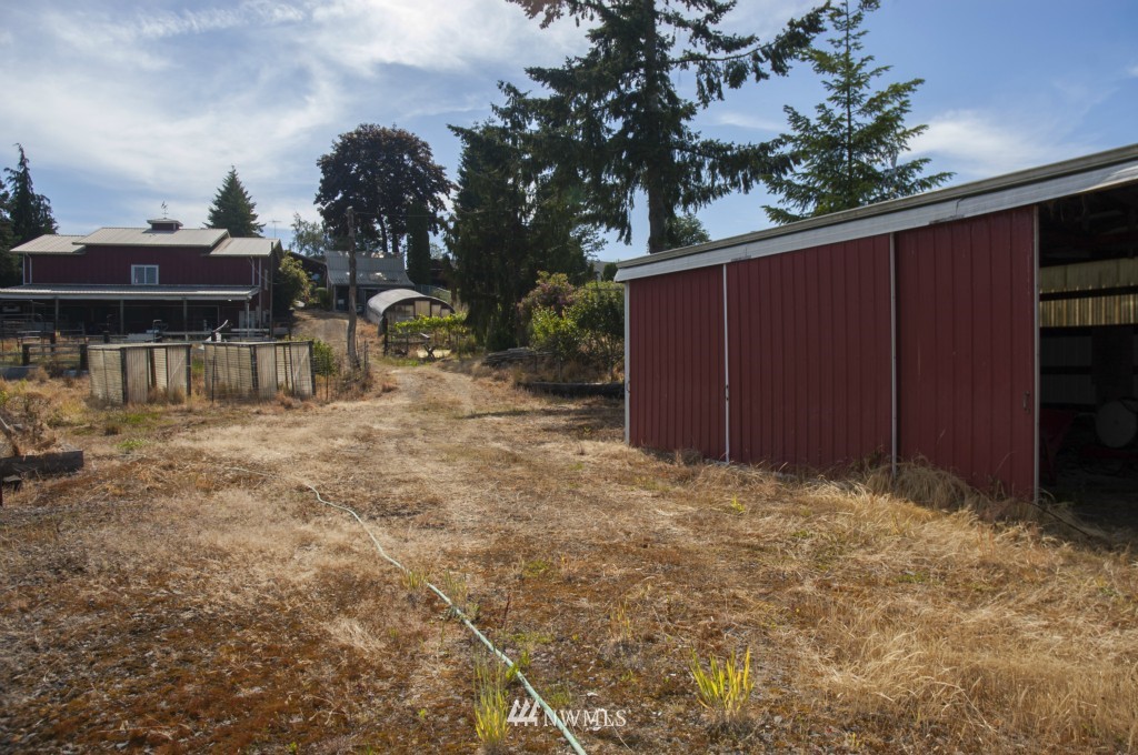 3326 Columbia Heights Road Longview, WA 98632 - Photo 24 of 25 Gallery Image 24