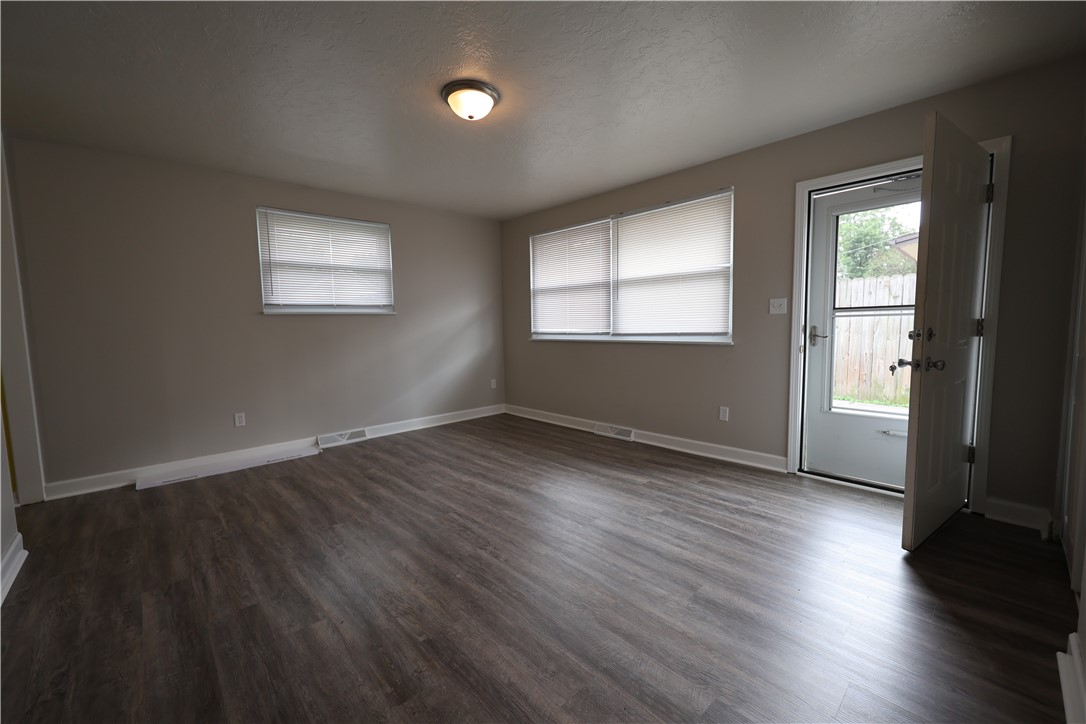1504 Coventry Road, Unit B Dayton, OH 45410 - Photo 6 of 16