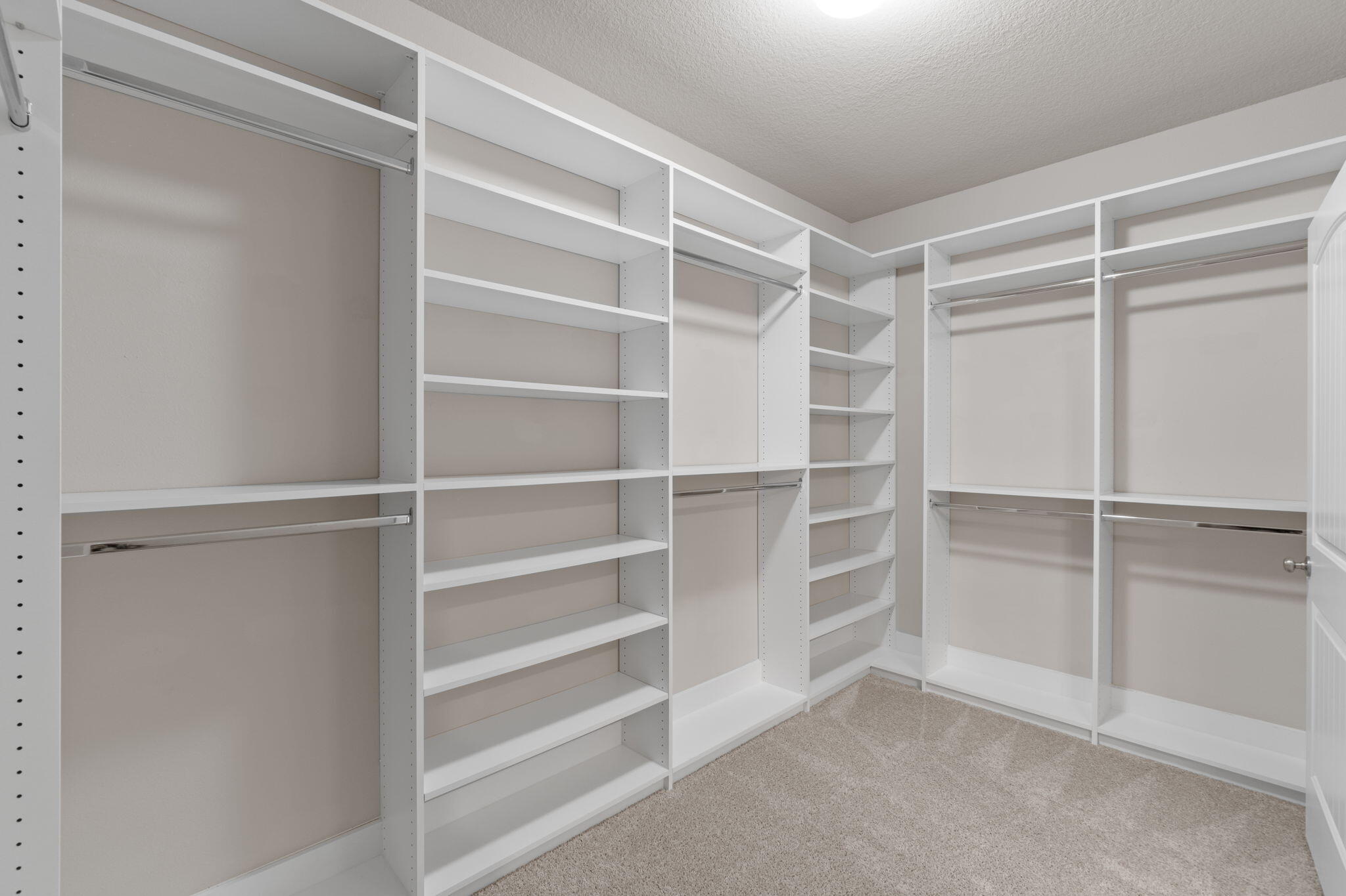 523 Gadwell Street Crestview, FL 32539 - Photo 22 of 28 a view of an empty walk in closet