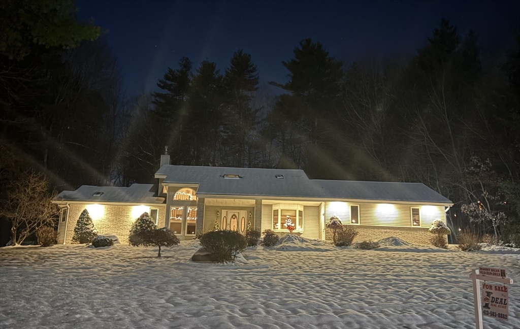 321 Westerly Circle Ludlow, MA 01056 - Photo 4 of 38