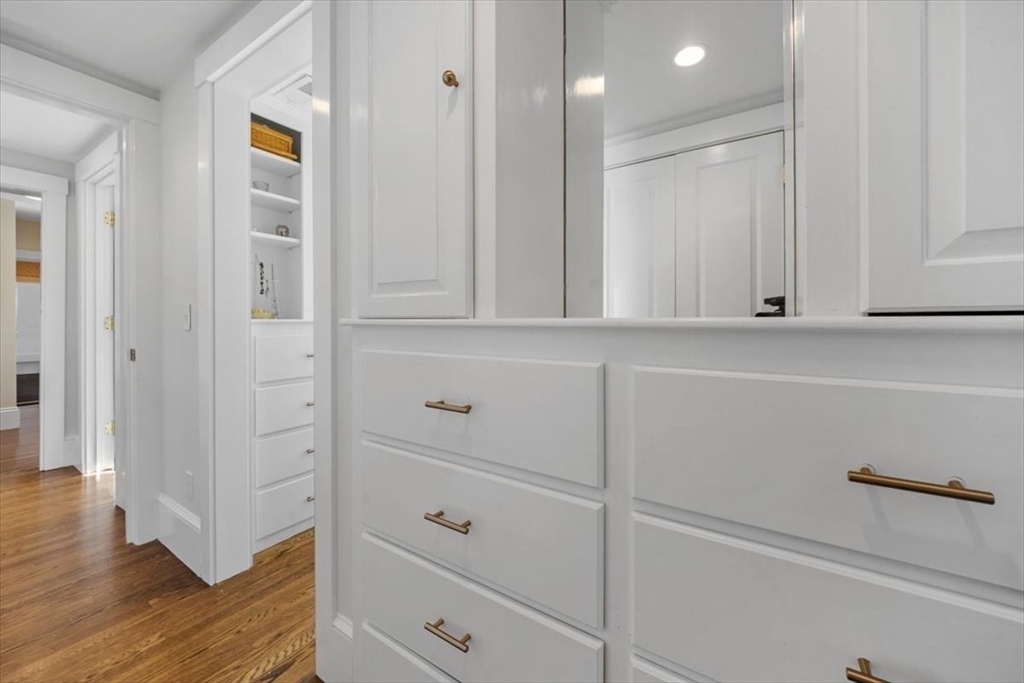 25 Irving Street Hingham, MA 02043 - Photo 33 of 41