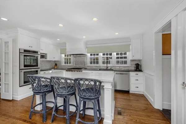 $3,500,000 | 25 Irving Street, Hingham, MA 02043