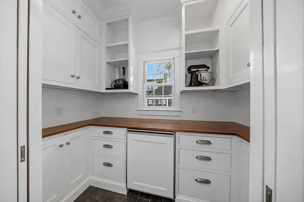 $3,500,000 | 25 Irving Street, Hingham, MA 02043