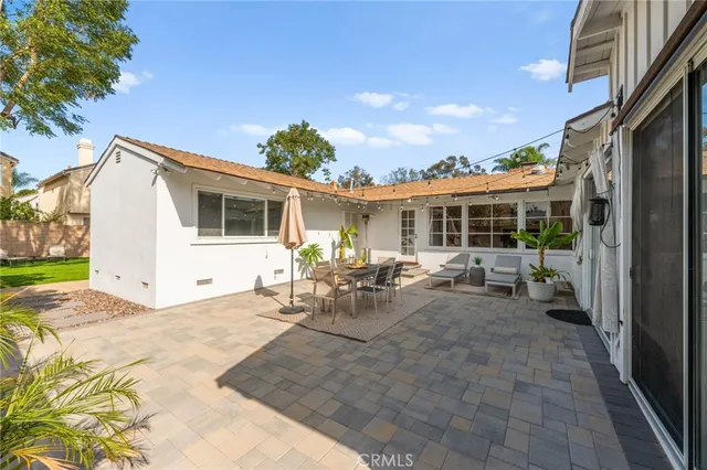 $1,980,000 | 2689 Santa Ana Avenue, Costa Mesa, CA 92627