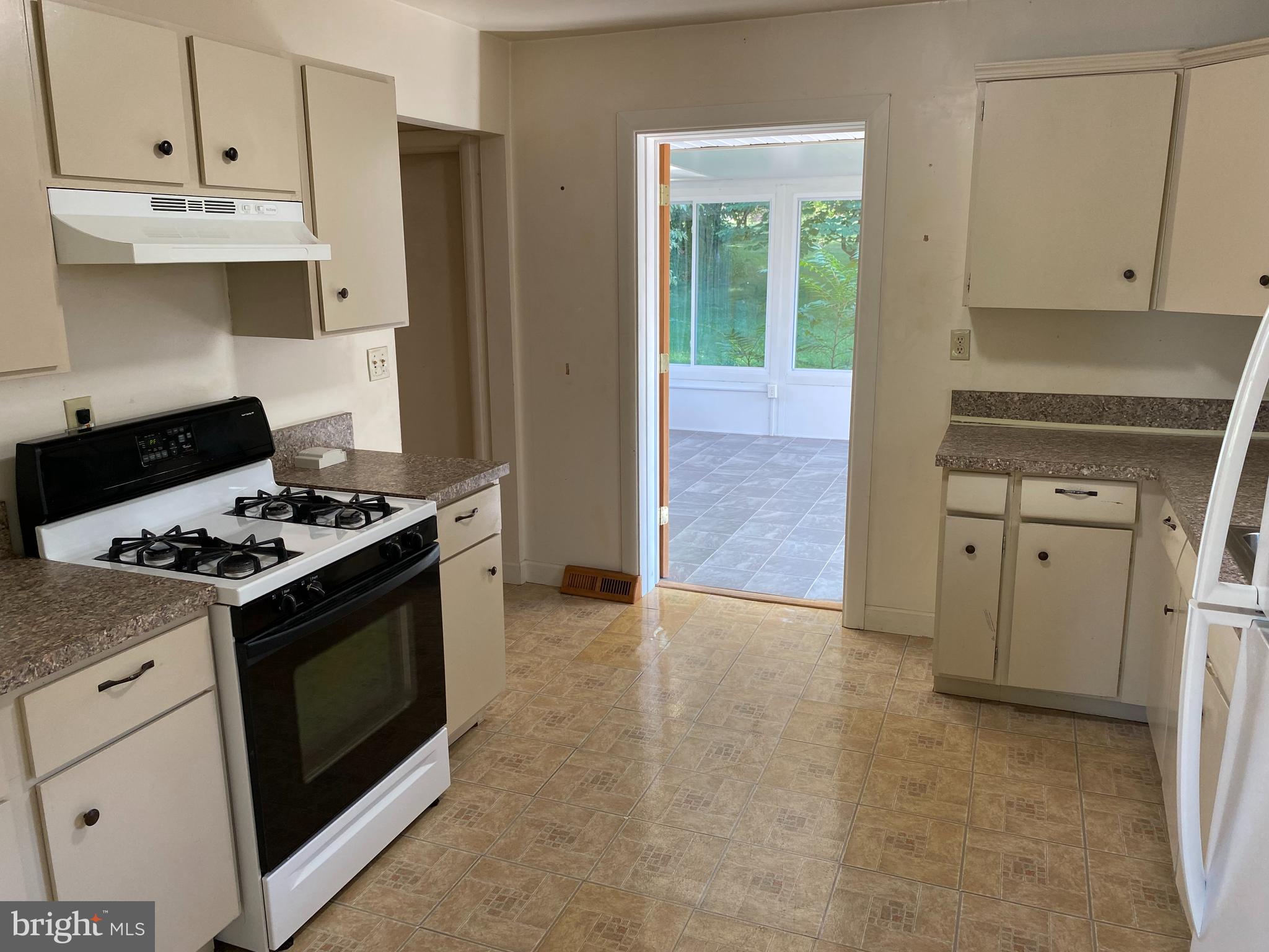 3611 Colonial Road Harrisburg, PA 17109 - Photo 22 of 33 Gallery Image 22