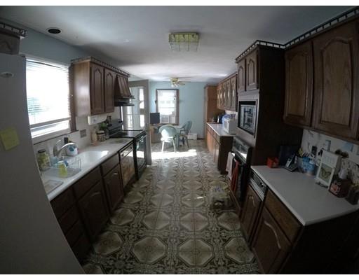 4 Mandalay Road Springfield, MA 01118 - Photo 14 of 36