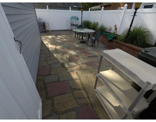 4 Mandalay Road Springfield, MA 01118 - Photo 34 of 36