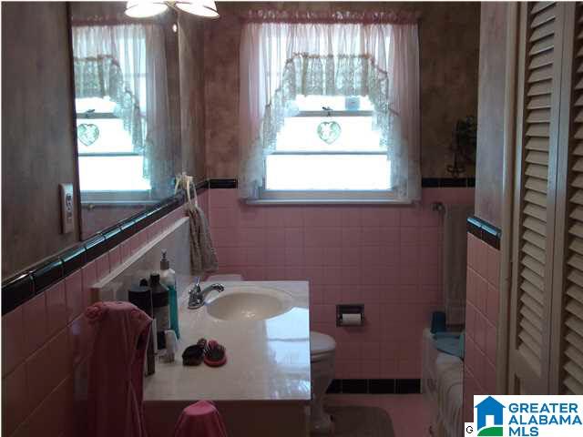 1239 Hueytown Road Bessemer, AL 35023 - Photo 7 of 13