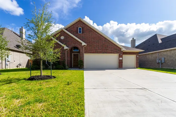 $3,000 | 6305 Rotherham Street, League City, TX 77573