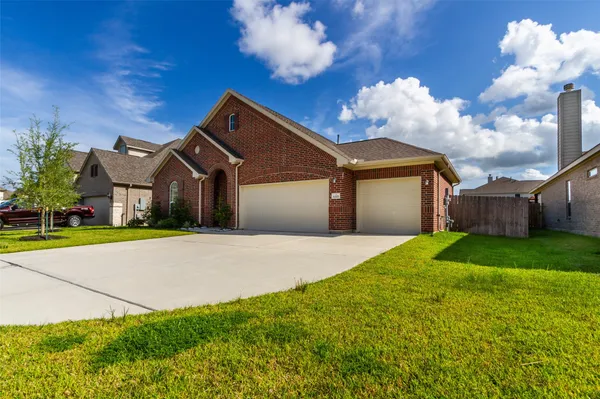 $3,000 | 6305 Rotherham Street, League City, TX 77573
