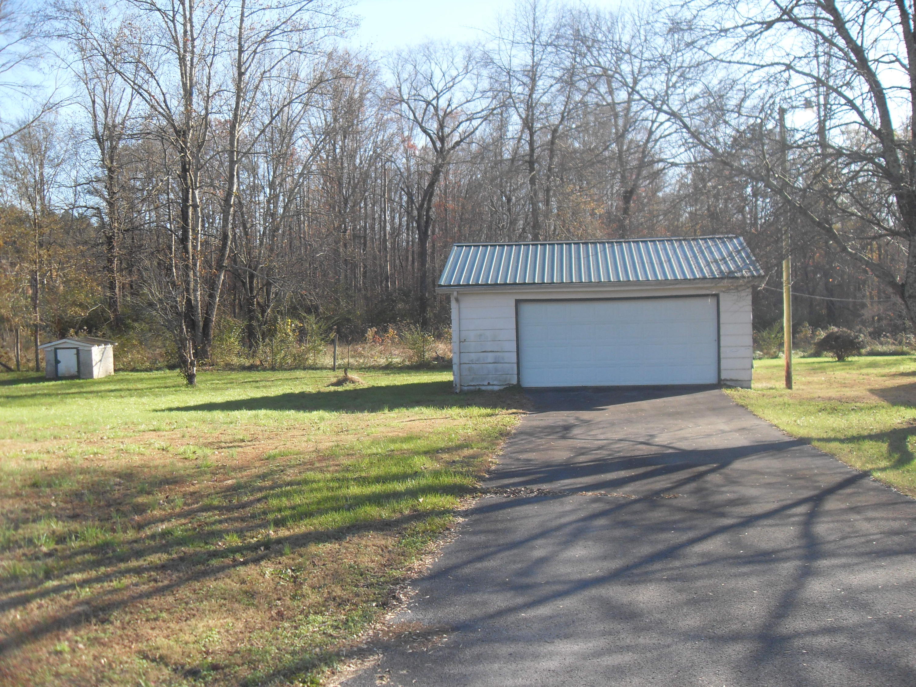 90 Condra Road Ringgold, GA 30736 - Photo 4 of 23 90 Condra Road 034
