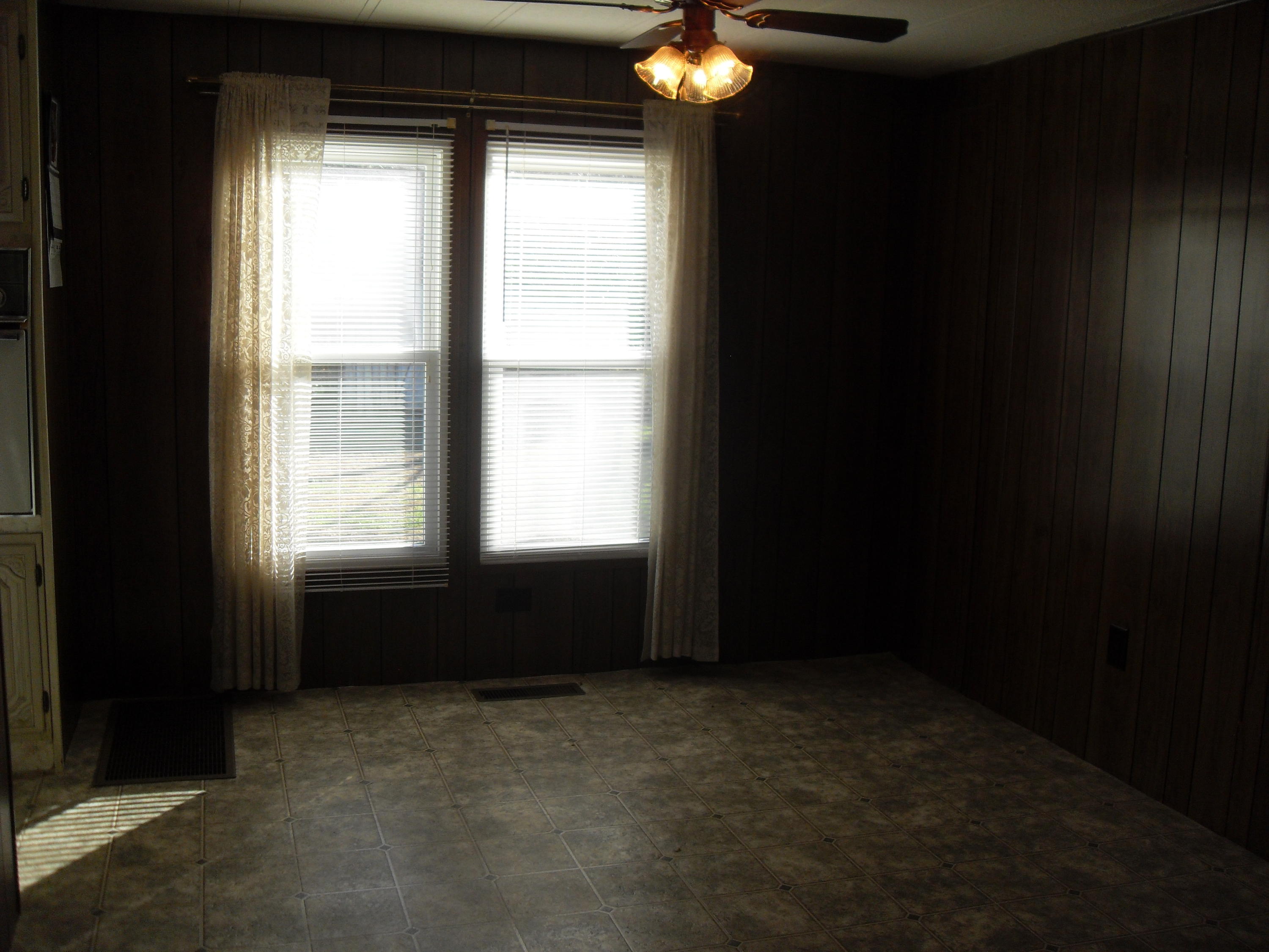 90 Condra Road Ringgold, GA 30736 - Photo 9 of 23 90 Condra Road 028