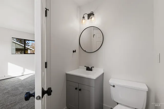 $575,000 | 495 South 3rd E Street, Mountain Home, ID 83647