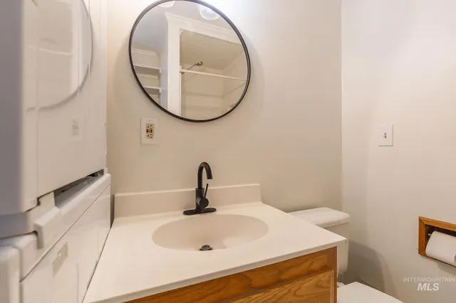 $575,000 | 495 South 3rd E Street, Mountain Home, ID 83647