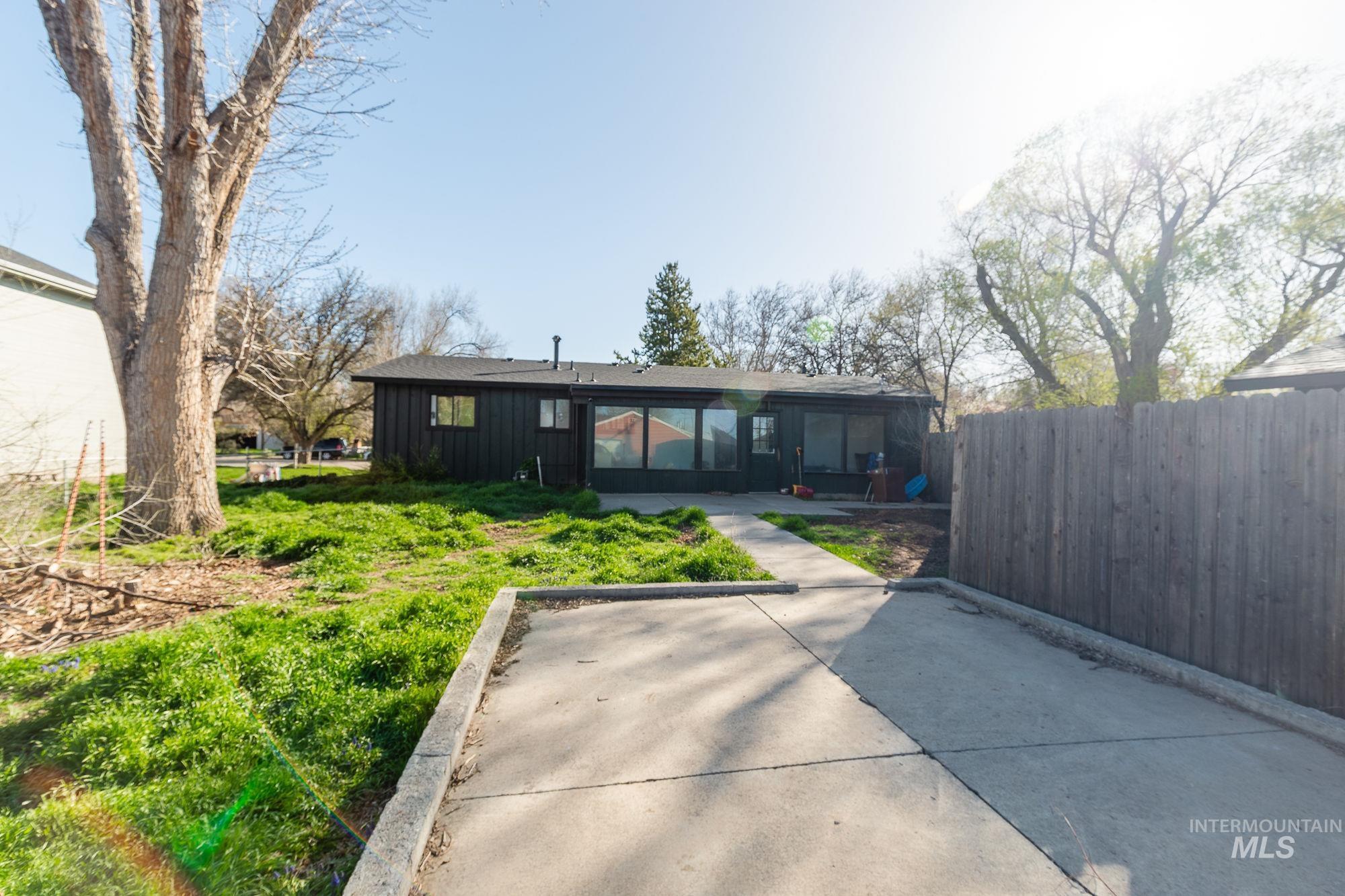495 South 3rd E Street Mountain Home, ID 83647 - Photo 43 of 46 Exclusive use yard for Unit A and extra concrete pad to add storage, etc.