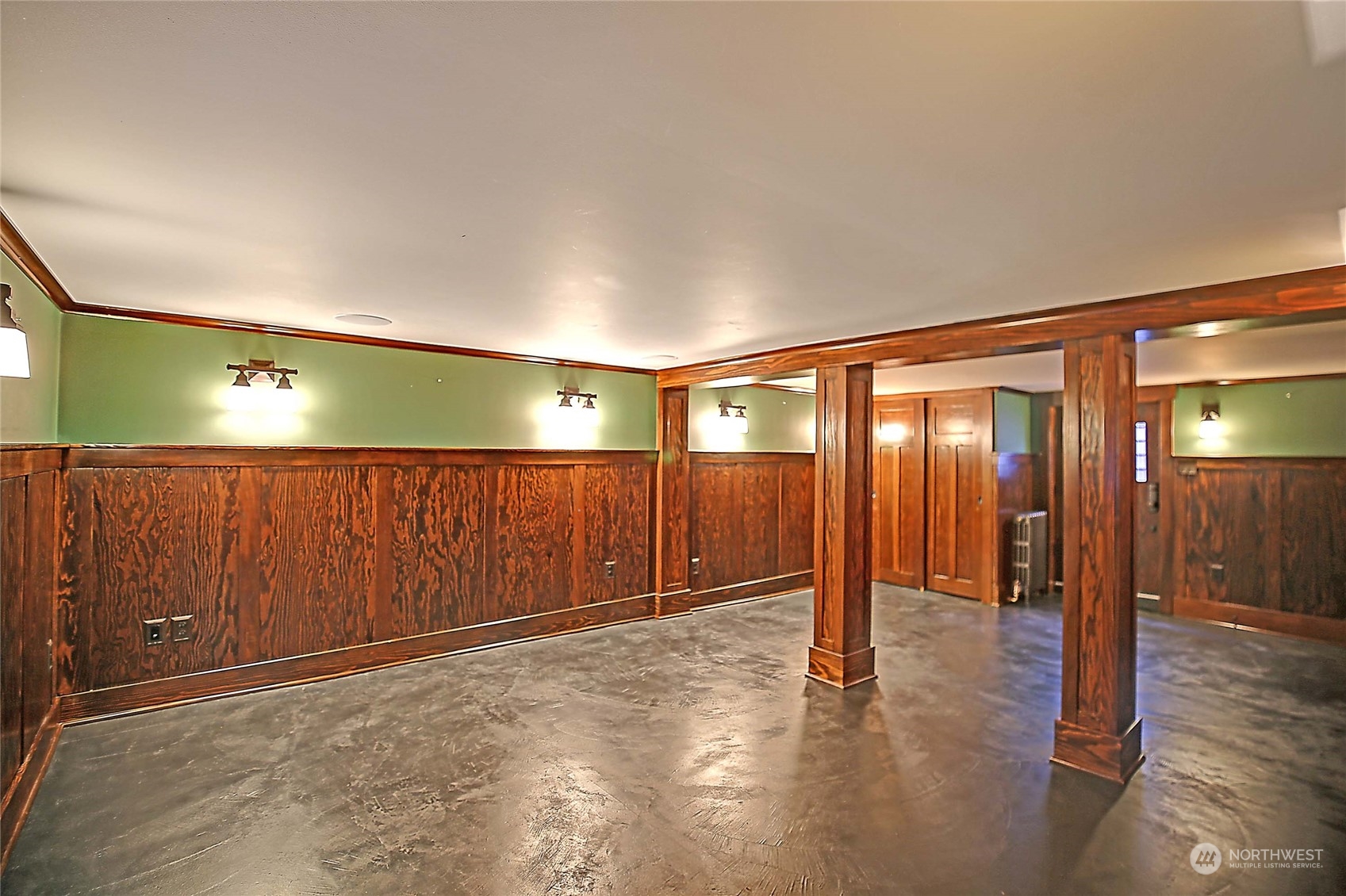 335 North 77th Street Seattle, WA 98103 - Photo 23 of 36 a view of an empty room