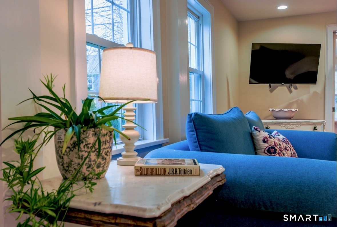 33 Main Street Stonington, CT 06355 - Photo 11 of 40