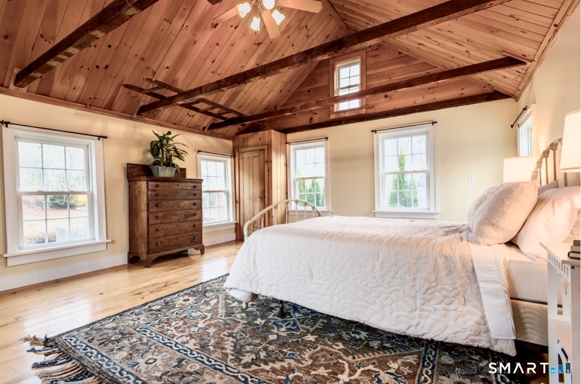 33 Main Street Stonington, CT 06355 - Photo 21 of 40