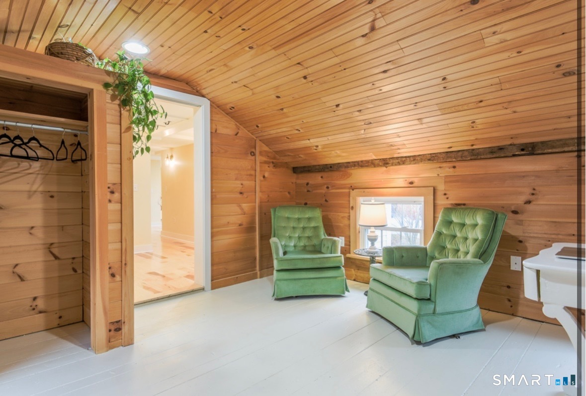 33 Main Street Stonington, CT 06355 - Photo 23 of 40