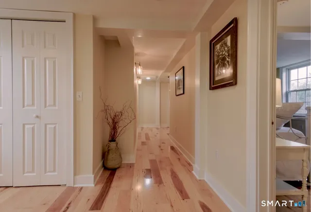 $4,000 | 33 Main Street, Stonington, CT 06355