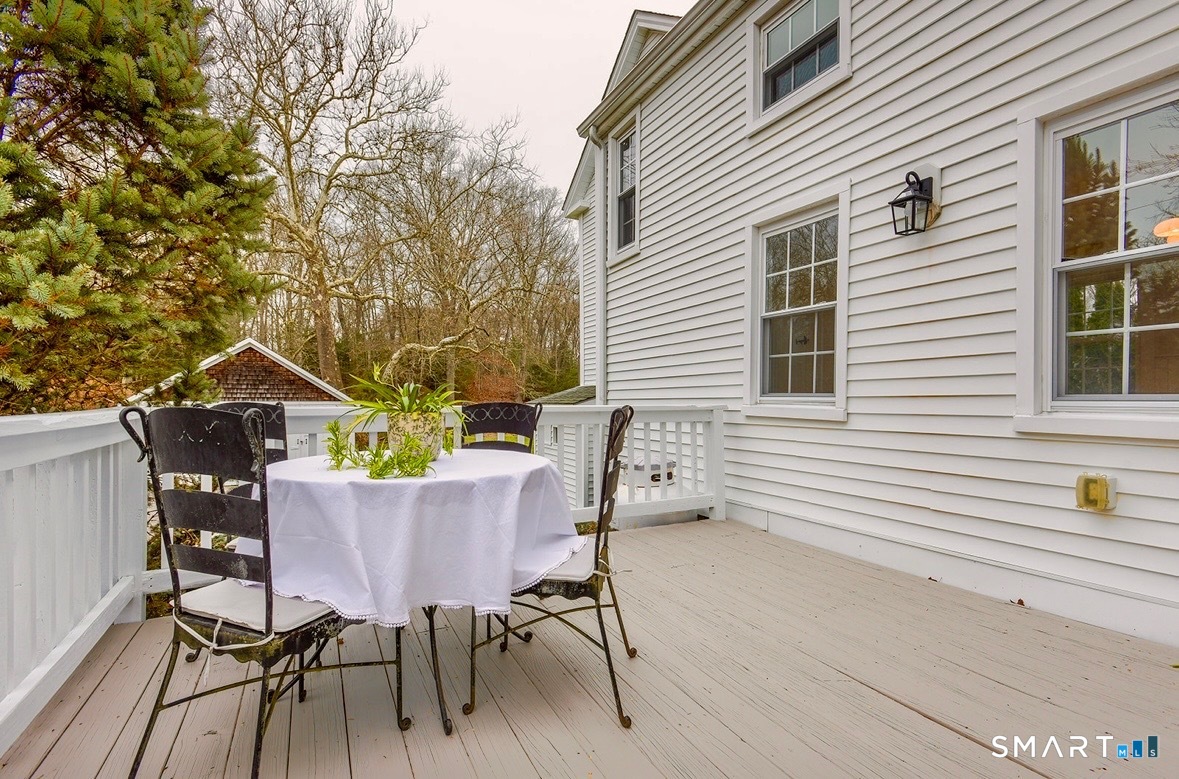 33 Main Street Stonington, CT 06355 - Photo 3 of 40