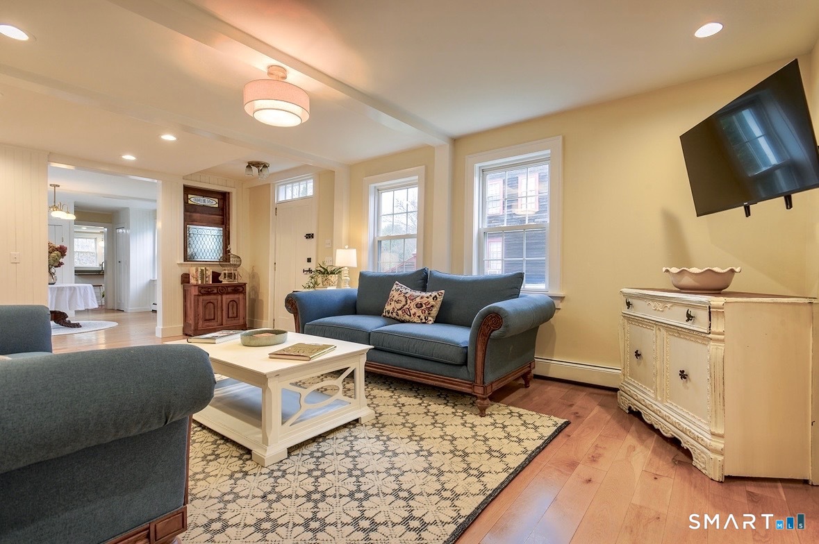 33 Main Street Stonington, CT 06355 - Photo 10 of 40