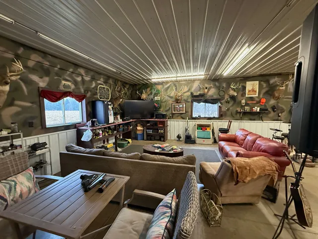 $685,000 | 448 North Batavia Road, Coldwater, MI 49036