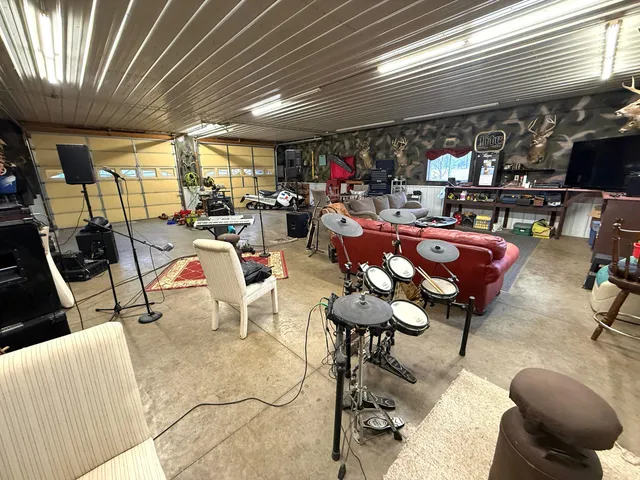 $685,000 | 448 North Batavia Road, Coldwater, MI 49036