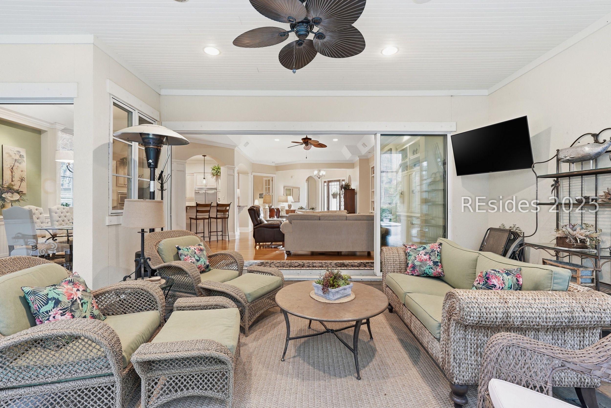 10 Hasty Point Place Bluffton, SC 29909 - Photo 33 of 53 Screened Lanai