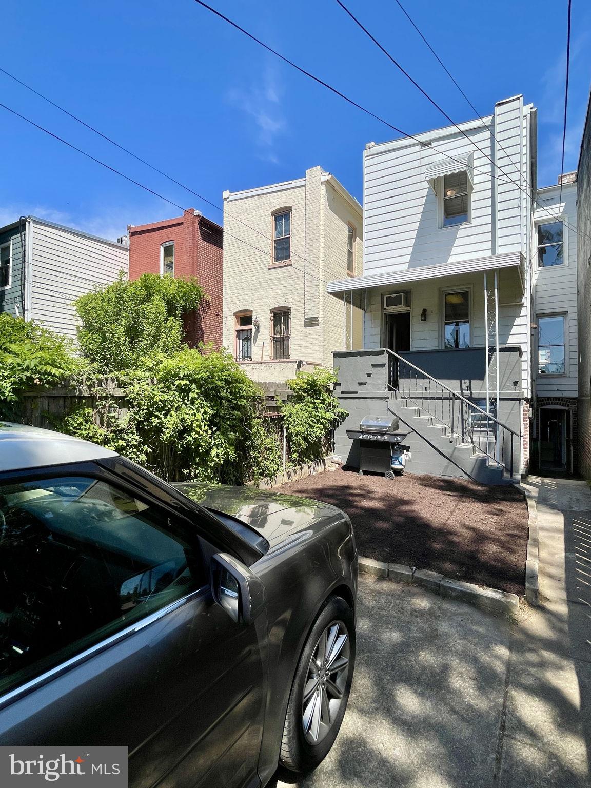 323 13th Street Southeast Washington, DC 20003 - Photo 46 of 46