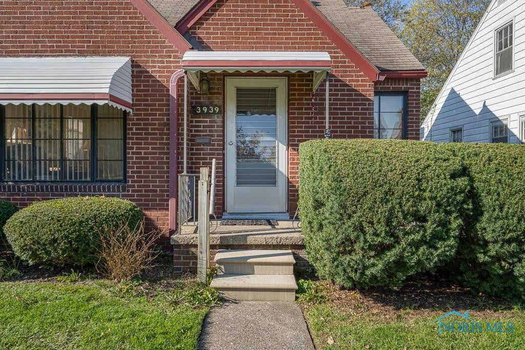 3939 Elmhurst Road Toledo, OH 43613 - Photo 4 of 37 Gallery Image 4