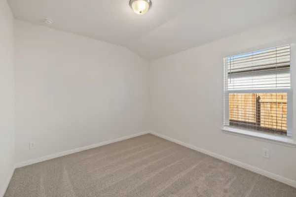 $2,250 | 5000 Stockton Lane, Del Valle, TX 78617