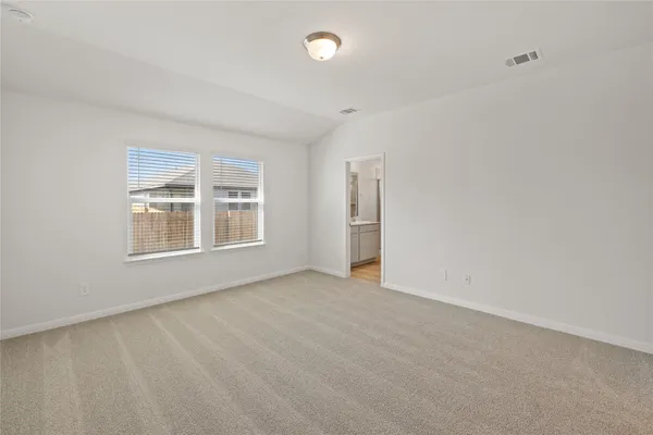 $2,250 | 5000 Stockton Lane, Del Valle, TX 78617