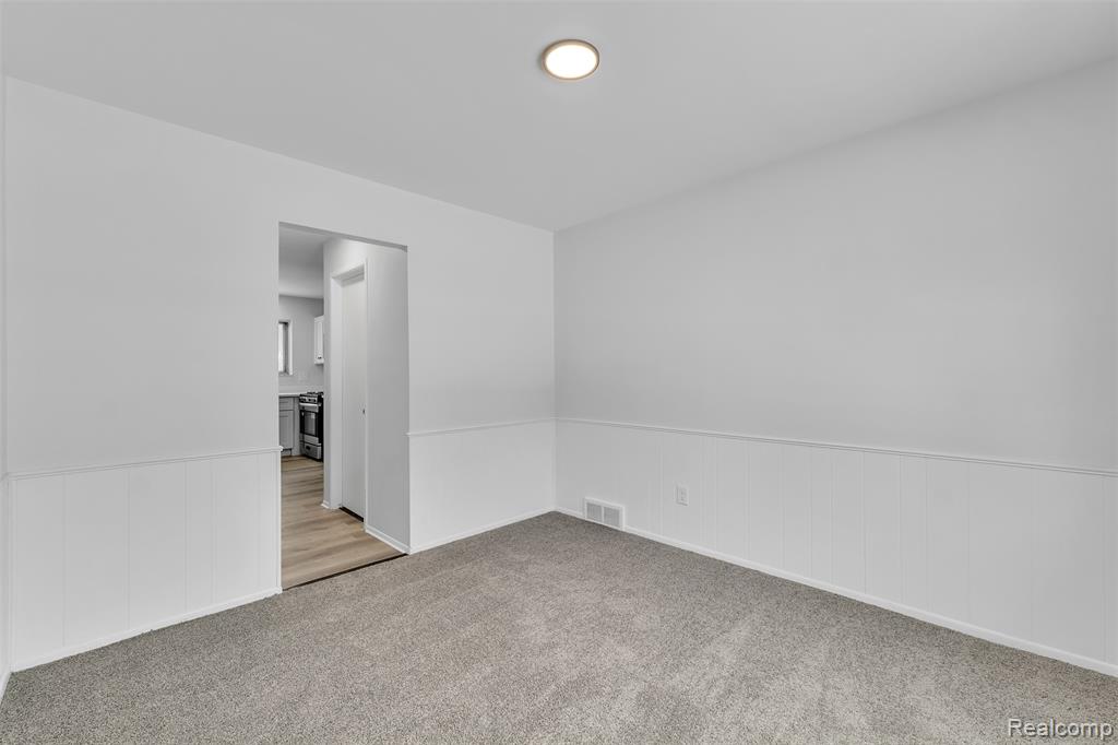 23520 Rockingham Street Southfield, MI 48033 - Photo 13 of 48 Gallery Image 13