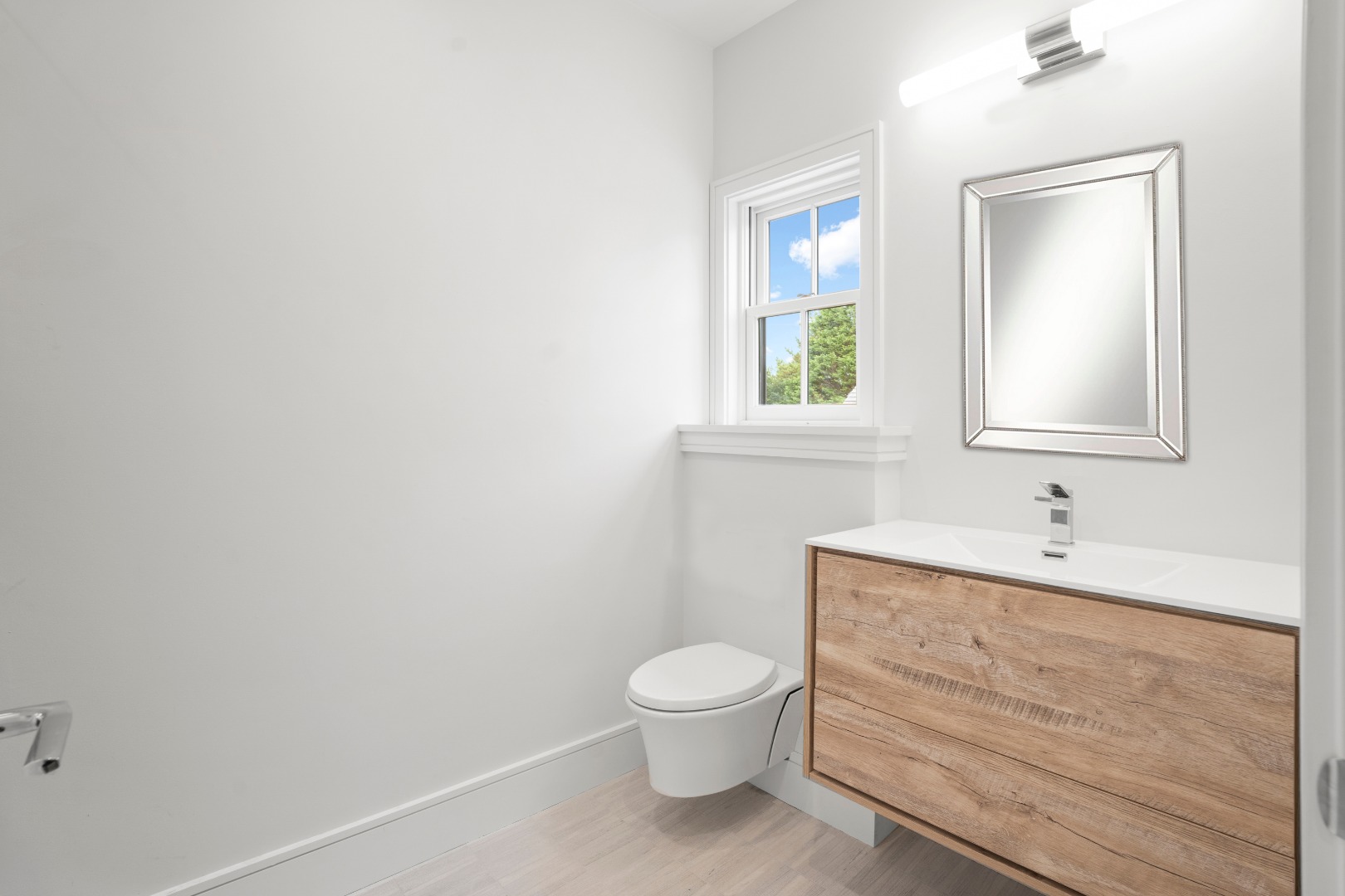 84 Millbrook Road Nantucket, MA 02554 - Photo 38 of 53 2nd Floor Office/BR Bath