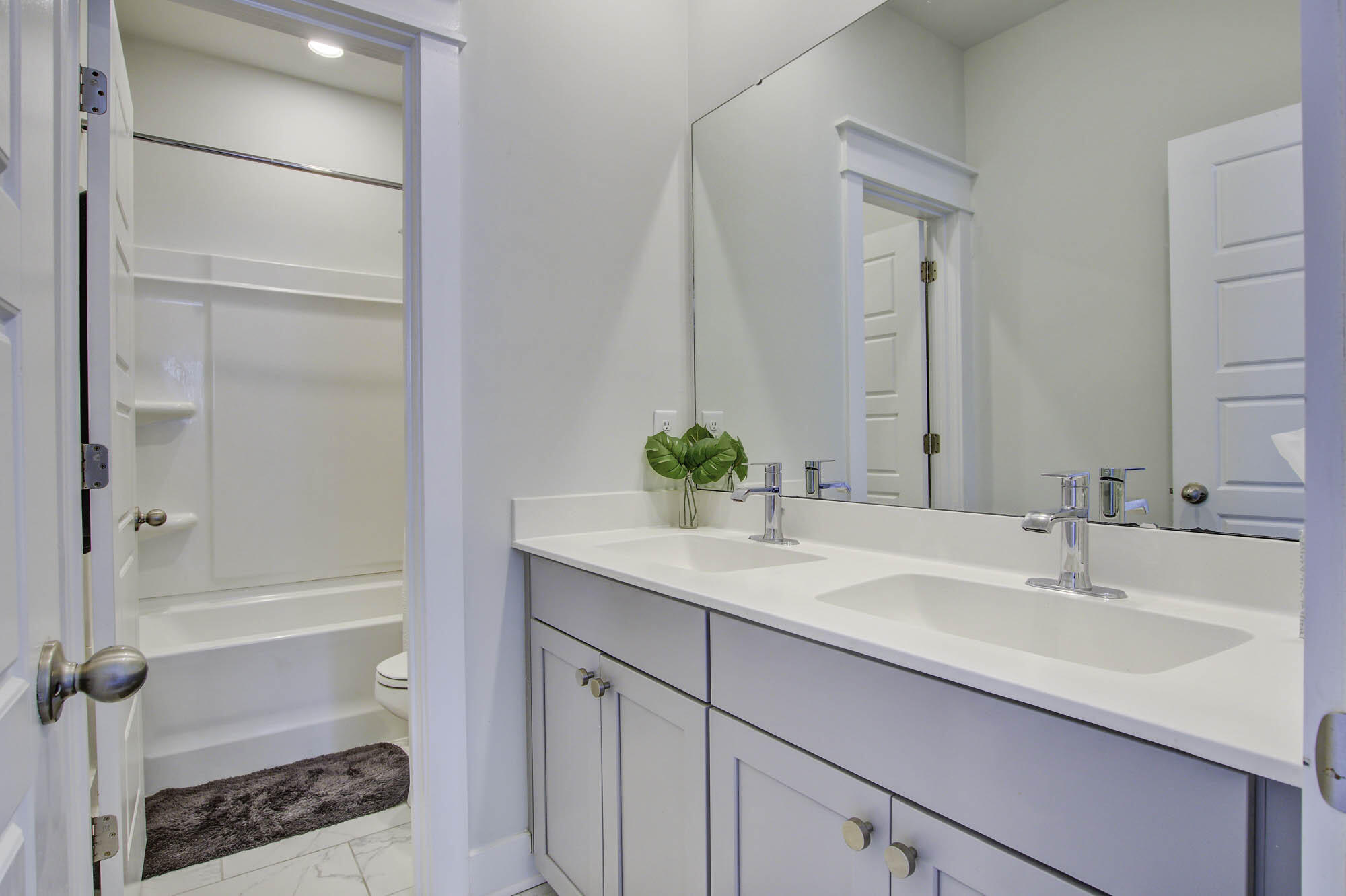 2913 Tranquility Road Mount Pleasant, SC 29466 - Photo 26 of 30 Hall Bath