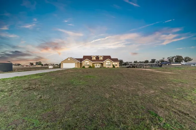 $600,000 | 19649 Road 30 1/2, Madera, CA 93638