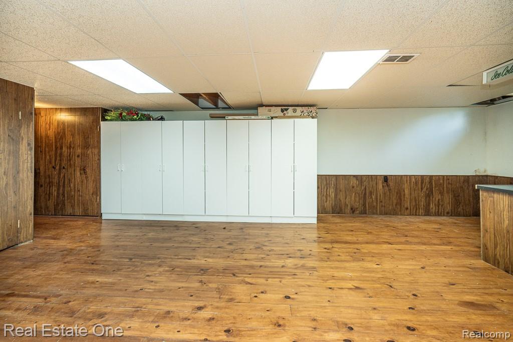 2633 New England Drive Rochester, MI 48309 - Photo 37 of 57 2633 New England_MLS-041.jpg