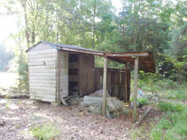 2070 Ebenezer Church Road Coats, NC 27521 - Photo 3 of 5