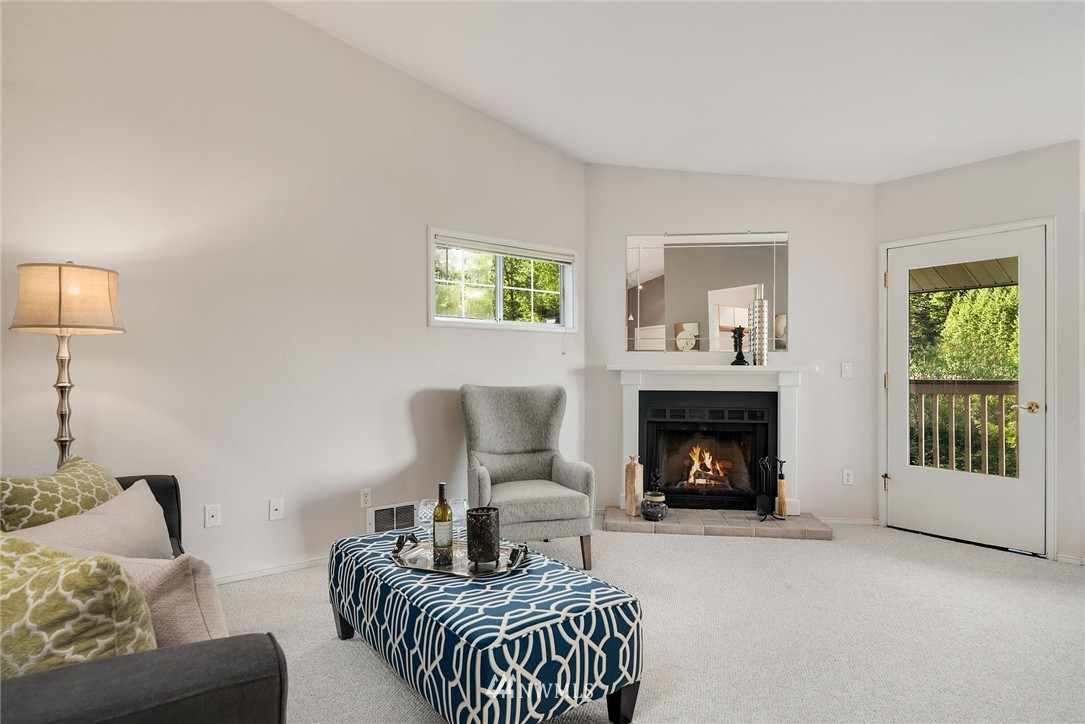 10822 East Riverside Drive, Unit A301 Bothell, WA 98011 - Photo 3 of 19