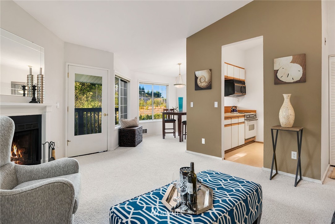 10822 East Riverside Drive, Unit A301 Bothell, WA 98011 - Photo 4 of 19