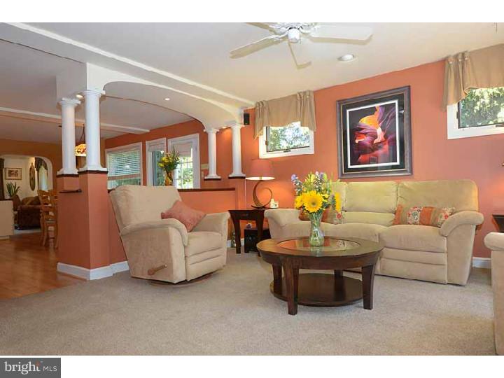 325 Valley View Road Springfield, PA 19064 - Photo 2 of 25 Family Room