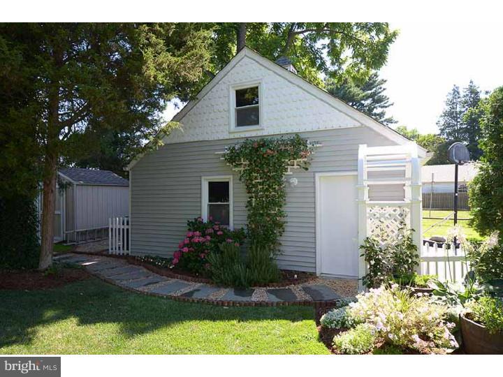325 Valley View Road Springfield, PA 19064 - Photo 22 of 25 Garage