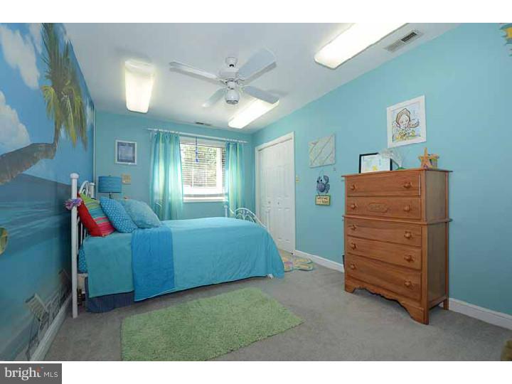 325 Valley View Road Springfield, PA 19064 - Photo 10 of 25
