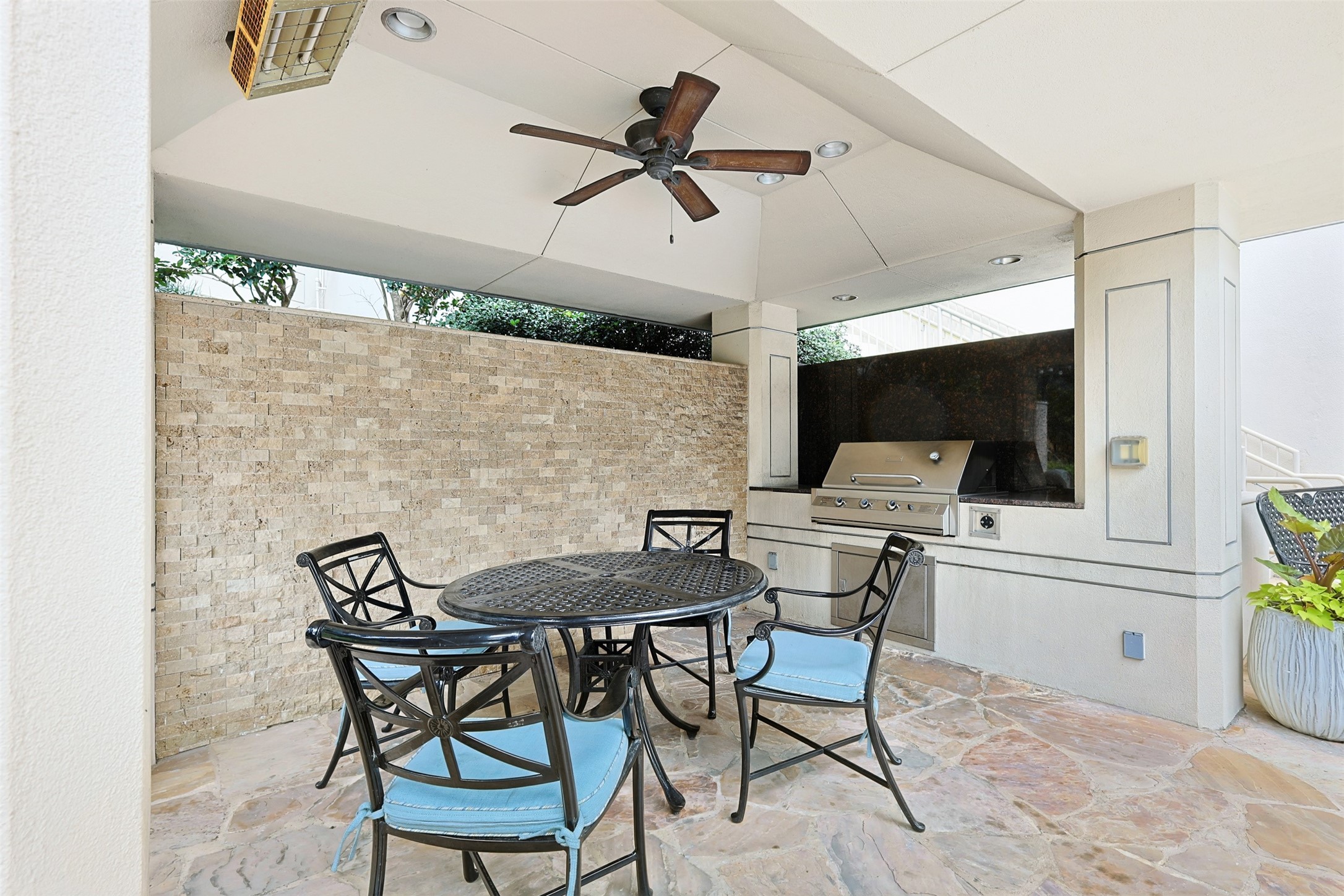 2001 Holcombe Boulevard, Unit 1106 Houston, TX 77030 - Photo 30 of 50 This covered patio area off of the community pool is a great place to grill and have dinner poolside.