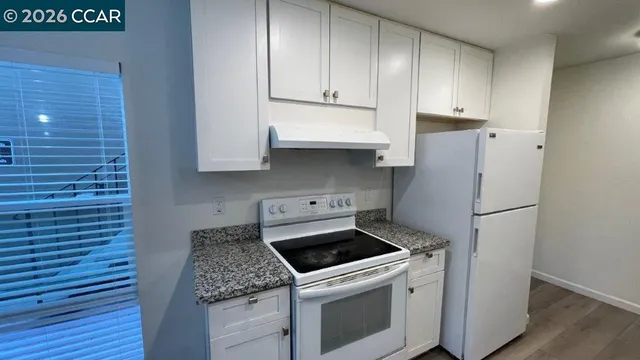 $2,575 | Scottsdale, Walnut Creek, CA 94598