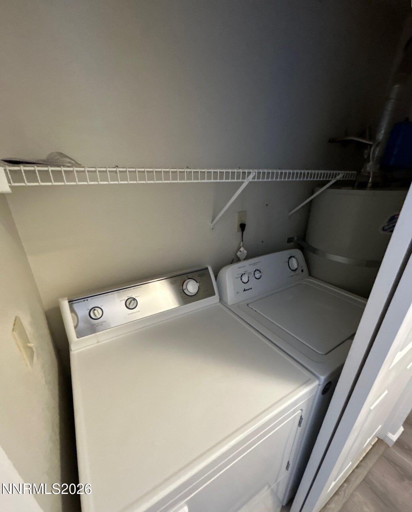 4771 Amber Hill Lane Reno, NV 89523 - Photo 17 of 20 a utility room with dryer and washer