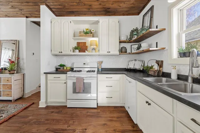 $224,000 | 405 West Baker Street, Arlington, MN 55307