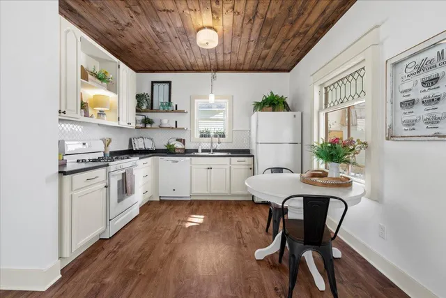 $224,000 | 405 West Baker Street, Arlington, MN 55307